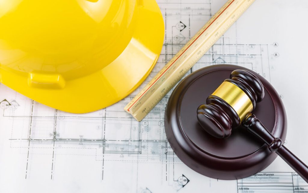 How a construction law attorney can help you avoid costly legal pitfalls?